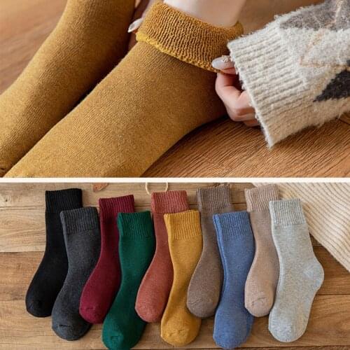 Womens Socks Fall Winter Warm Mid-tube Ladies Socks Pure Color Plus Velvet Japanese Soft Towel Thick Terry Socks Elastic Velvet