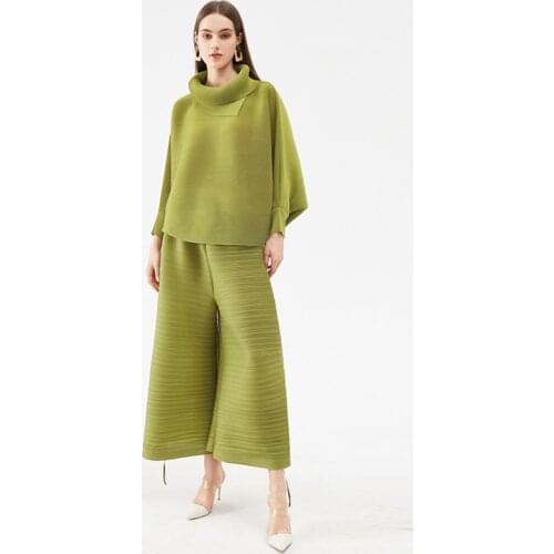 2021 Autumn Winter Women Fashion Miyake Pleated Plus Size Two piece set pink outfits harem pants bat sleeve top