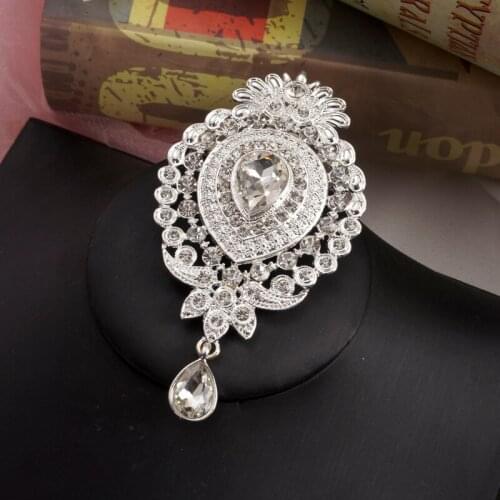 New Arrival Brooch Morocco Style Fashion Jewelry Breastpin with Red Rhinestone Women Brooche Pins In Gold