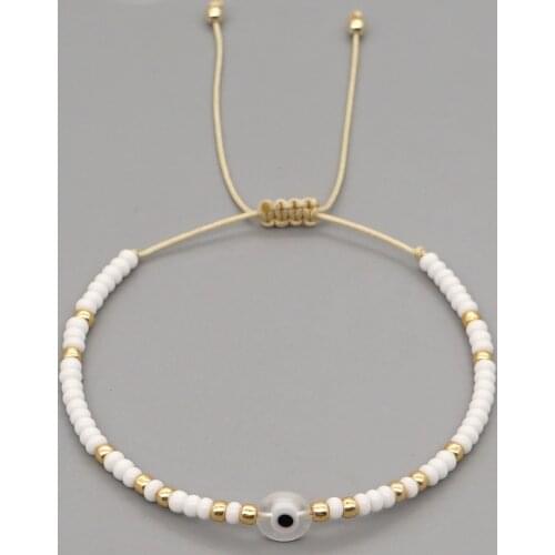 Shinus White Bracelets