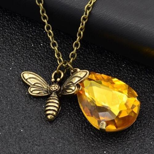 New Water Drop Crystal Bumble Bee Necklaces Pendants Lovely Honey Bee Necklaces Jewelry Lover Gift Graduation Romantic Necklace