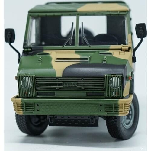 Original factory Nanjing 1:24 IVECO Military vehicle NJ2046 off-road diecast military Truck model for gift, collection