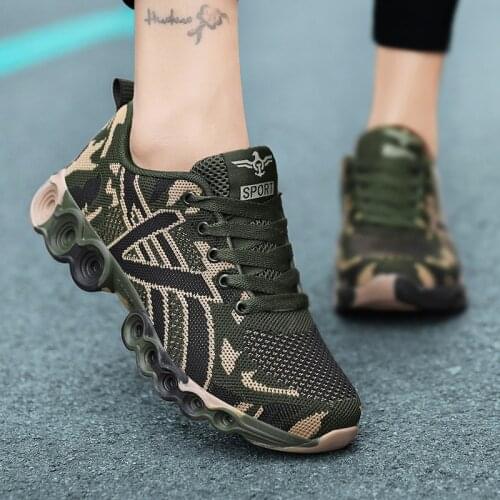 New Training Sports Shoes Running Shoes Casual Shoes Lovers Outdoor Hiking Shoes for Men and Women Military Training