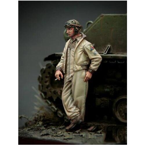 New Unassembled 1/35 Winter US Tanker soldier standing Resin Kit DIY Toys Unpainted resin model
