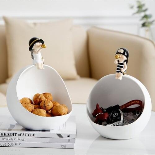 Modern Diver Figurines Key Storage Organizer Box Home Decor Resin Figurines for Interior Living Room Decoration Snack Organizer