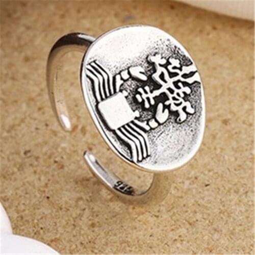 Miuoxion Wholesale Retro Crab Ring Personality Fashion Punk Party Jewelry For Women Feature Namour Charm Gift All Seasons