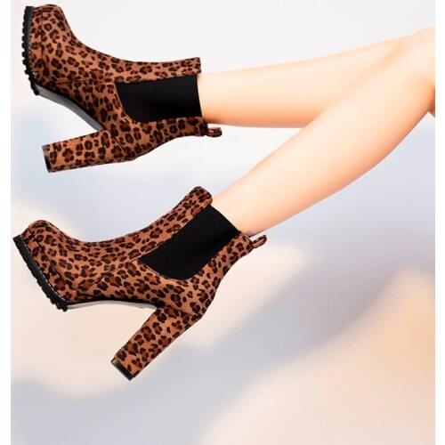 2021 New Trend Women Leopard Chelsea Boots Female Autumn Flock Ankle Boots Square High Heels Platform Shoes Ladies Footwear Hot