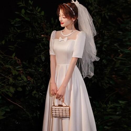 Bride Wedding Party Toast Dresses Vintage Round Collar Evening Prom Gown White Satin Long A-line Qipao Skirt