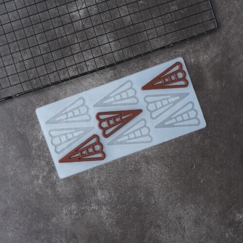 Hollow Out Triangle Shape Silicone Chocolate Mold Cake Decorating Transfer Mould Cake Top Decotation DIY Garnish