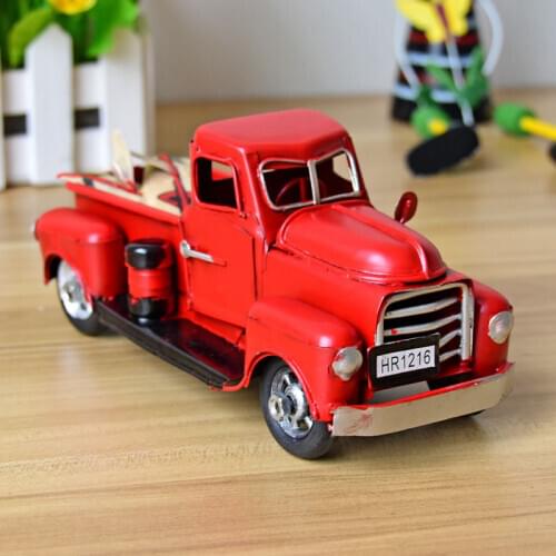 Vintage Handmade Tin Car Model Travel Version Pickup Truck Car Home Decoration Favorites Car Model Crafts