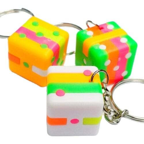 1pc 2cm puzzle dice cube key chain birthday party Favors game toys prize gift Pinata Bag Filler Loot Gag Cup Cake Topper Vending