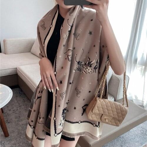 2021 New Fashion Cashmere Thick Winter Warm Scarf Women Print Animal Horse Hijab Pashmina Shawl Wraps Bufanda Foulard Echarpe