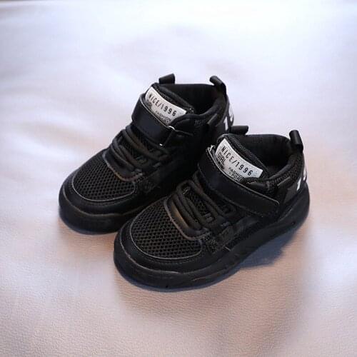 Autumn Boys Girls Breathable Outdoor Running Shoes 2021 New Childrens Sports Shoes Kids Casual Sneakers Comfortable Fashion Hot