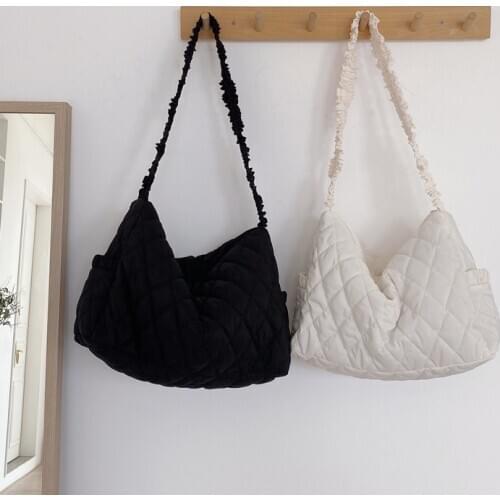 Winter New Korean Plicated Strap Women Bag Quilting Nylon Lady Handbag Ling Plaid Female Middle Crossbody Shoulder Bag WholeSale