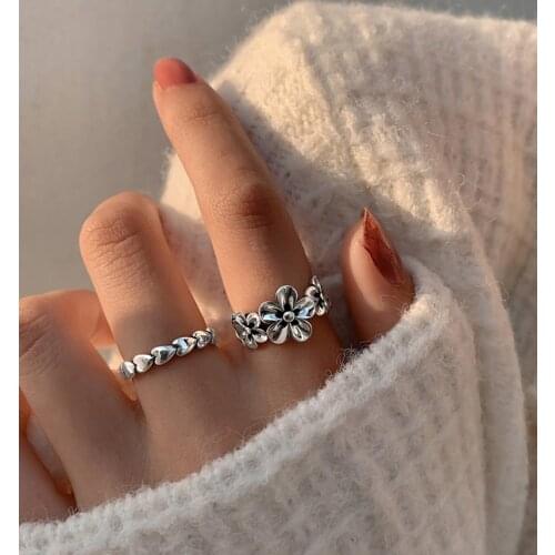 Todorova Korean Punk Trendy Vintage Daisy Flower Female Finger Rings Opening Heart Rings For Women Party Jewelry