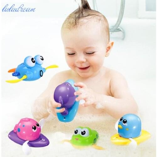 Diffferent colour Creative wind-up toy Bath toy for baby cute cartoon fish for Bathroom Gift Clockwork Dabbling Toy