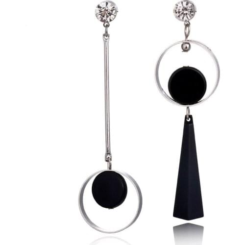New Korean Personality Asymmetric Round Earrings European And American Fashion Exaggerated Long Womens Earrings Wedding Jewelry