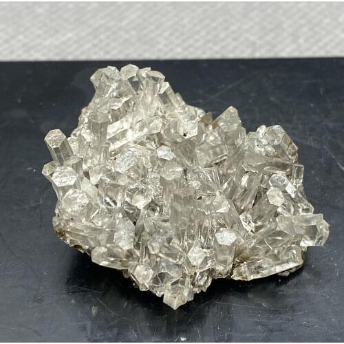 Natural transparent columnar calcite is rare and extinct in China