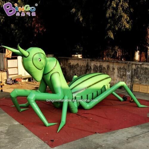 Customized 6.4x4.6x4 meters PVC inflatable praying mantis decorations inflated cartoon toys for park home yard decoration