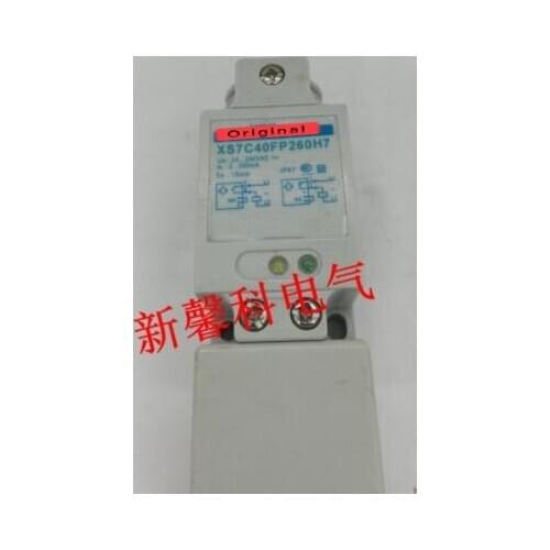 XS8-C40FP260H7 XS7-C40FP260H7 New Switch Sensor