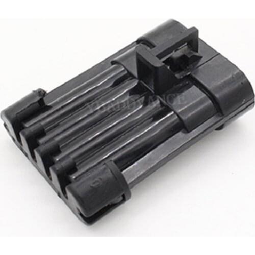 Metri-Pack 150 Pull to seat 4 pin male connector Dj7042-1.5-11