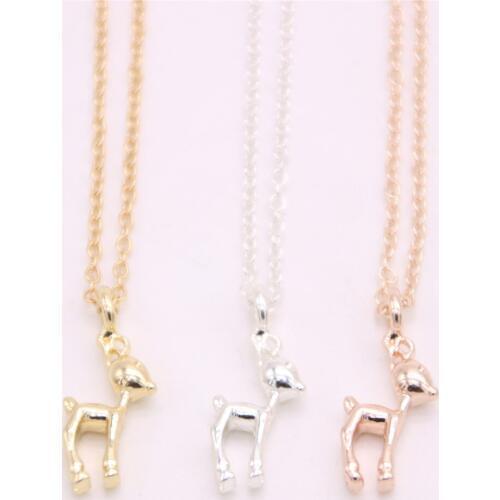 Three-dimensional graphics pendant necklace Solid cute deer pendant necklace designed for women