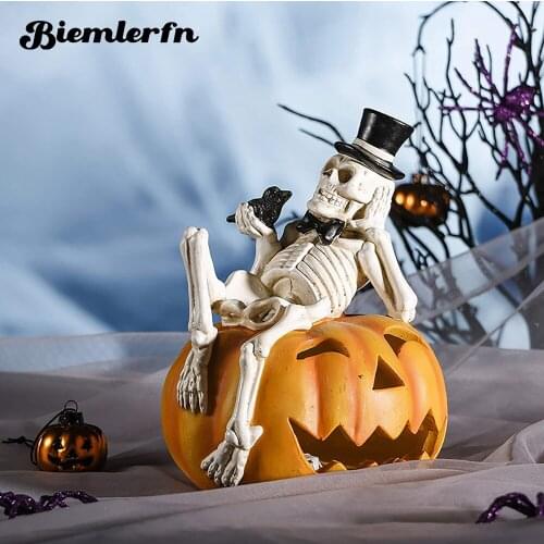 BIEMLERFN Creative Halloween Pumpkin Skull Colorful Light Resin Skeleton Lamp for Home Garden Halloween Party Props Decoration
