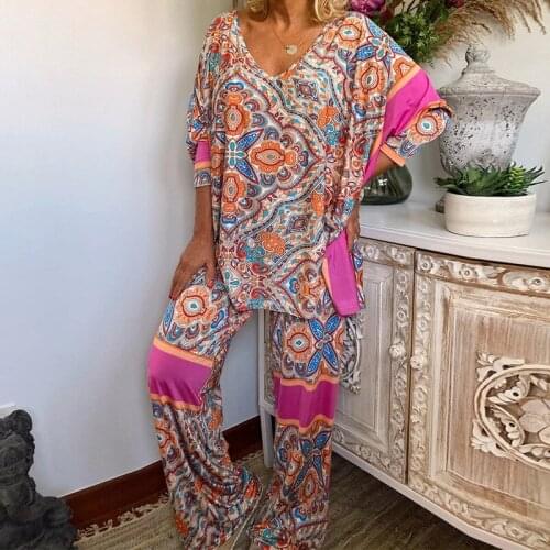 Women Summer Two-piece Set Ladies Loose Retro Ethnic Print Five-point Sleeve Top + Casual Pants Suit