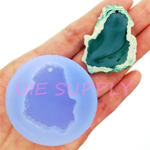 BYL341U Fancy Earrings Silicone Mold Resin Art Jewelry Earrings Necklace Pendant Making Fondant Decoration Candy 41.8mm x 32.7mm