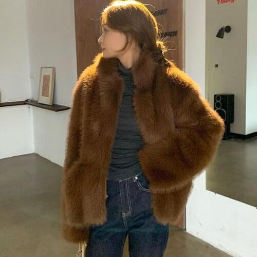 2021 Womens Winter Coat Fashion Thick Parkas Real Warm Imitation Fox Coats Outwear Fox Fur Jackets Female Casual Party Overcoat