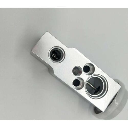 Auto Air Conditioner System Cooler Expansion Valve Suitable CHEVROLET LOVA AVEO OE NUMBER 9043390 9043391