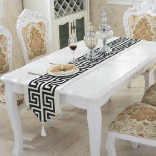 Classical Style Satin Table Runners Wedding Banquet Living Room Decor Dustproof Wedding Decoration Runners Home Textile