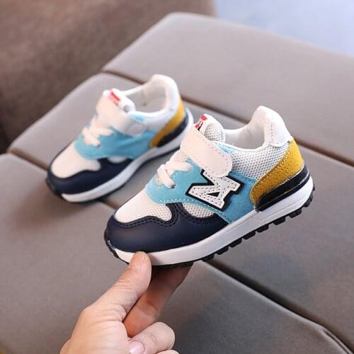 White Boys Girls Sport Shoes 2021 New Childrens Toddler Breathable Outdoor Tennis Fashion Casual Shoes Kids Running Sneakers