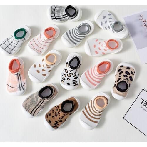 Baby shoes for toddlers kids newborns first walk boy girl non slip socks with soles rubber antiskid Sneakers infant shoes