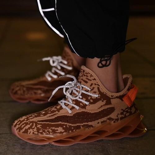 Luxury Sneakers Men Mens Espadrilles Shoes Trainers Black White Sneakers Low Top Men Casual Male Summer Sports Zapatillas Hombre