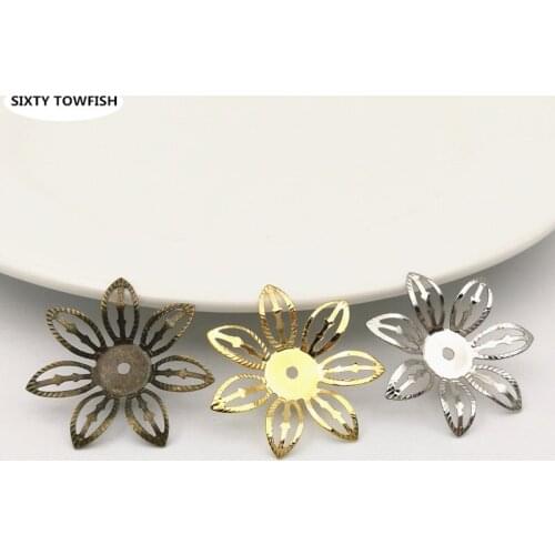 30 pcs/lot 27mm Gold color/White K Metal Filigree Flowers Slice Charms Setting Jewelry DIY Spacers Components B100774