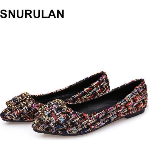 SNURULAN 2018 Spring Women Crystal Pointed Toe Designer Flats Suede Fashion Rhinestone Black Ballerina Flat Espadrille ShoesE318