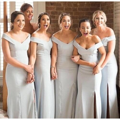 Elegant Mermaid Long Silver V-Neck Bridesmaid Dresses Custom Pleated Lace Up Back Off Shoulder Formal Wedding Party Dresses