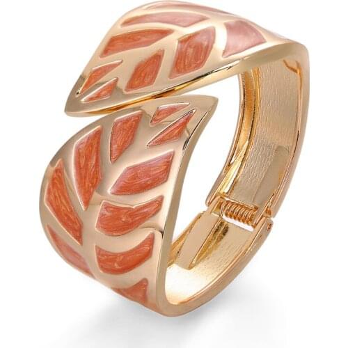 ORNAPEADIA Wholesale Bracelet for Women Retro Fashion Dripping Oil Leaf Shape Wide-brimmed Gold Jewelry Bangles with Charm