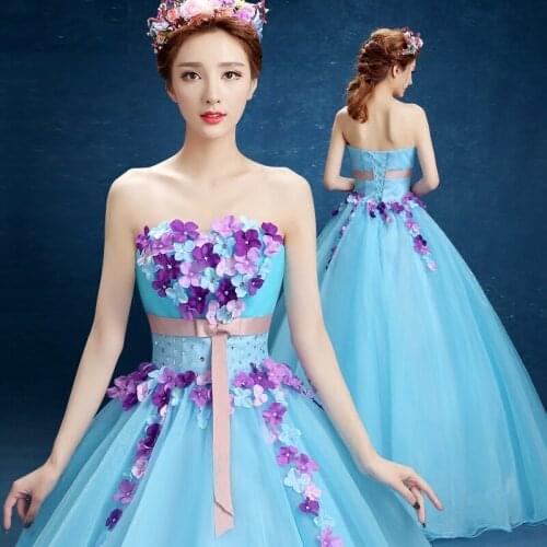 Sleeveless Strapless Quinceanera Dresses 3D Appliques Floor-Length Vestidos Sweet 16 years Party Prom Vintage Ball Gown