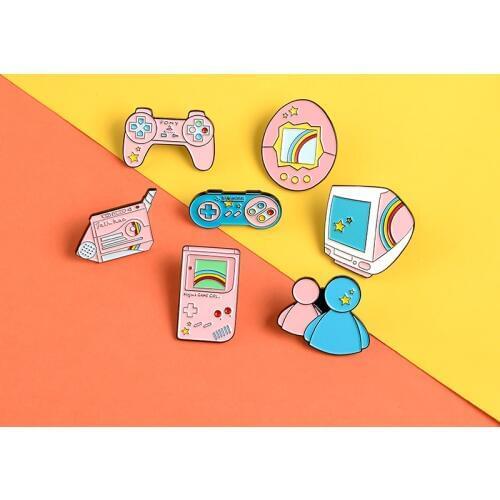 Game machine enamel pin Cute cartoon pink gamepad projector badge brooch Jackets shirt bag Lapel pin jewelry gift for game lover
