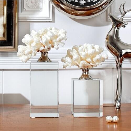 Home Decorative Modern Crystal Crafts Decor Home Decoration Accessories Simple White Coral Sculpture with Crystal Bases Tabletop