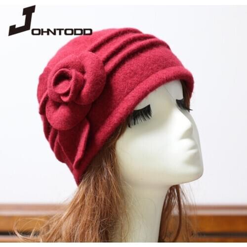 Autumn and winter wool embroidery beret womens color matching letter painter hat British octagonal hat outdoor beanie pumpkin