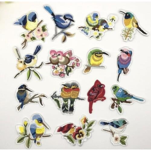 2018 birds With Embroidered Patches Fashion Applique stick on Patch for Clothes Bags DIY Decal Apparel Accessory 2pcs