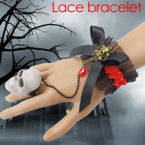 New Nightclub Gothic Punk Skull Head Bracelets For Women Skeleton Bone Hand Lace Bracelets Bangles 2019 Halloween Gift