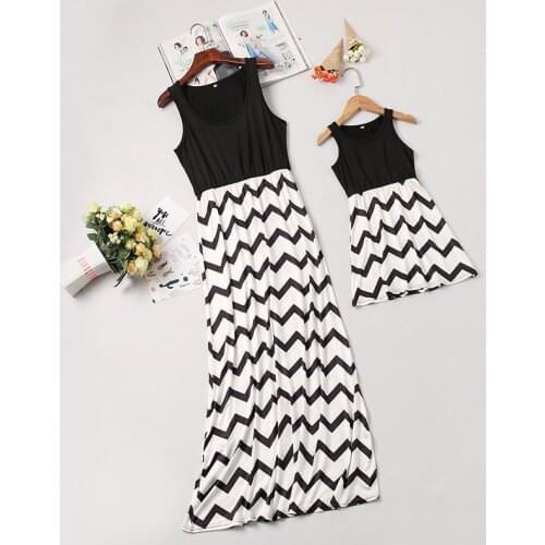 Family Matching Dress for Women Sleeveless Stripe Dresses Summer Mon and Me Clothes Mother Daughter Gilr Beach Party Long Dress
