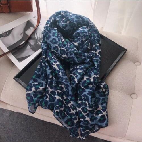 Women Classic Retro Leopard Printed Cotton Scarves Blue Small Polka Dot Design Shawl Ladies Oversized Soft Wrap Bandana Hijab