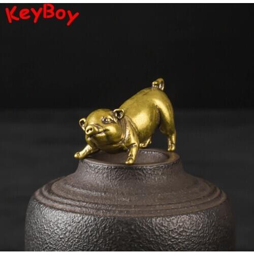 Brass Zodiac Animal Pig Figures Keychain Hanging Jewelry Craft Gifts Pure Copper Handmade Car Key Chain Pendant Keyring Ornament
