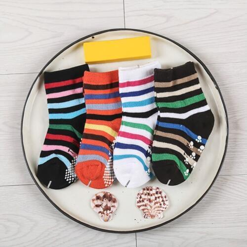 Children 1-3 years old color stripe cotton socks autumn and winter childrens socks Non-slip rubber point w038