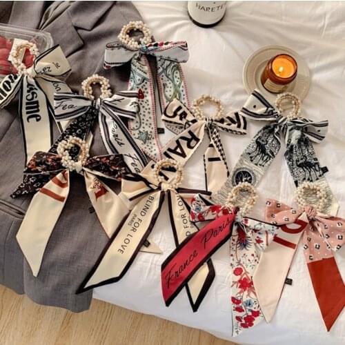 2021 New Pearl hairband scarf hairband ribbon detachable hairband Womens retro ins style silk scarf wrist towel bag decoration